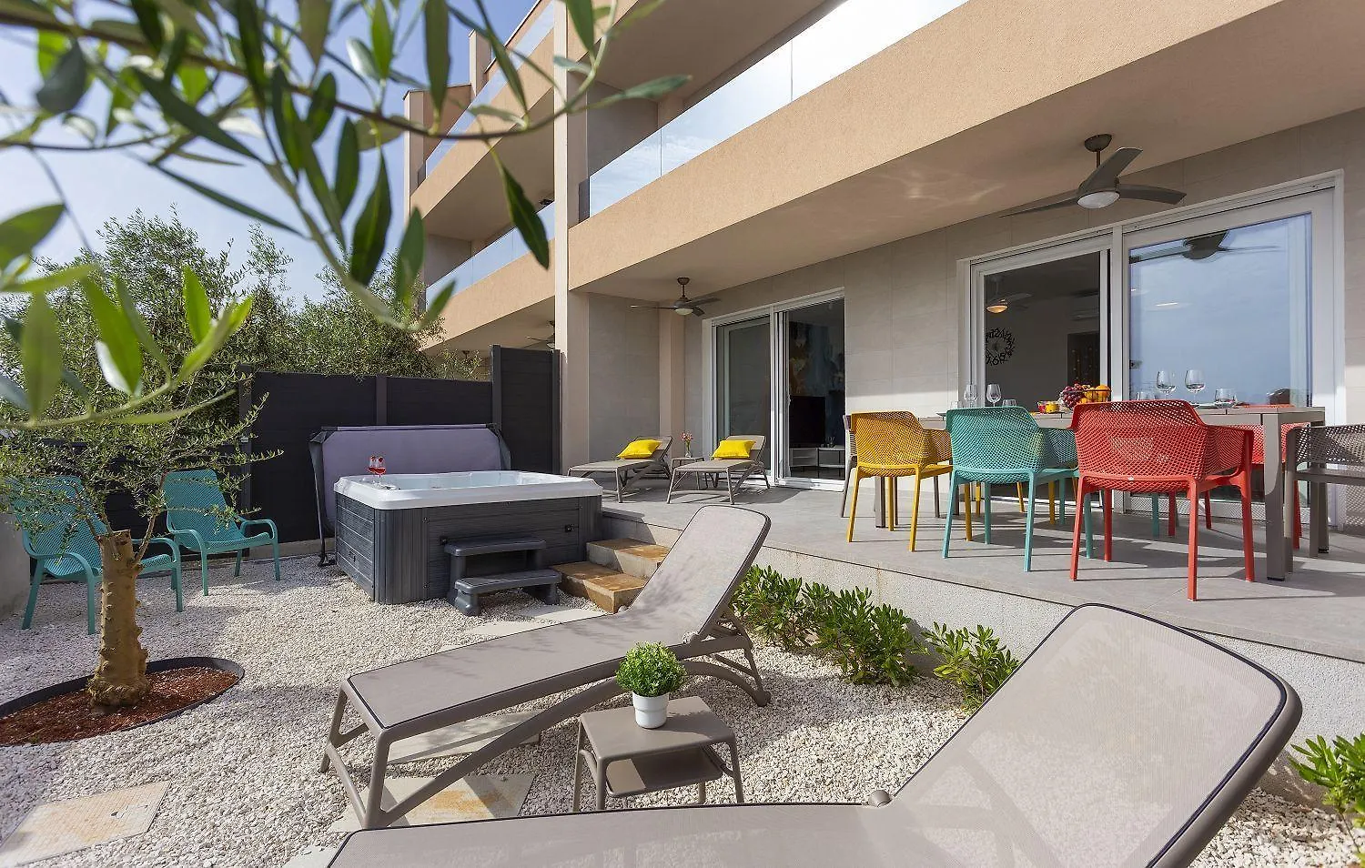 Hundefreundliches Apartment 100 Meter Zum Sandstrand Mit Jacuzzi, Meerblick Medulin